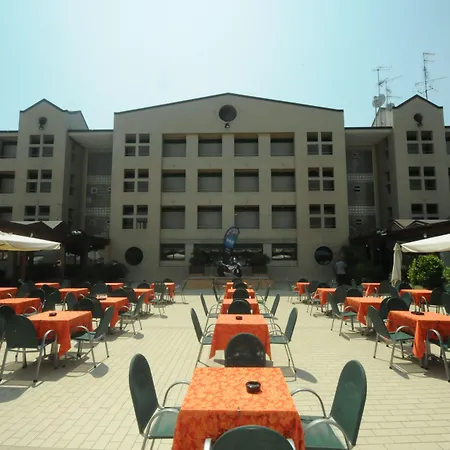 Hotel Dante Family Spa Resort-3